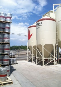 left-hand-brewery-outside